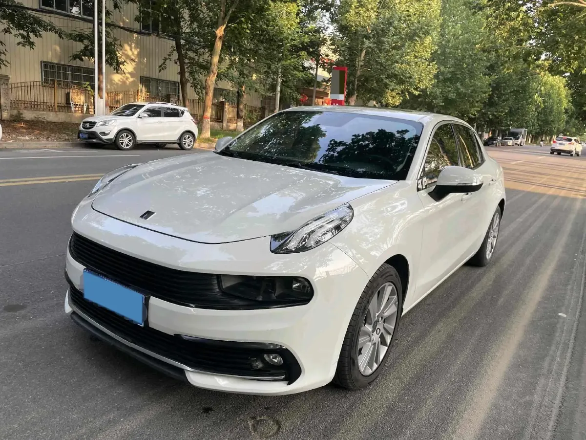 2019 Qoros 5 1.6T 197HP L4 7DCT,autocango,china used car exporter,china ev exporter,chinese used car exporter,chinese used ev exporter