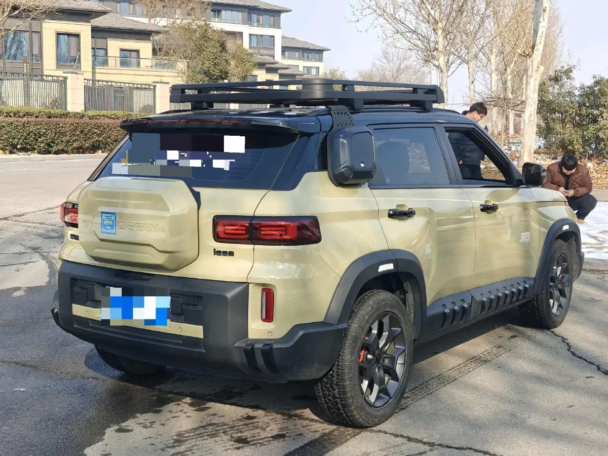 2025 Geely Cowboy 1.5T 181HP L4 7DCT,autocango,china used car exporter,china ev exporter,chinese used car exporter,chinese used ev exporter