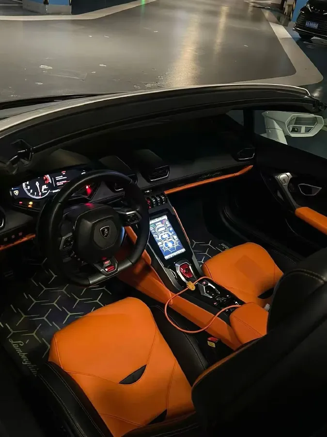 2017 Lamborghini Huracán 5.2L 580HP V10 7DCT,autocango,china used car exporter,china ev exporter,chinese used car exporter,chinese used ev exporter