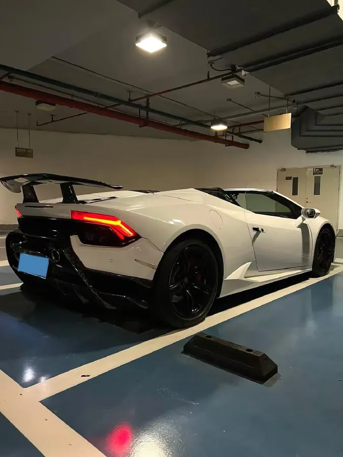 2017 Lamborghini Huracán 5.2L 580HP V10 7DCT,autocango,china used car exporter,china ev exporter,chinese used car exporter,chinese used ev exporter