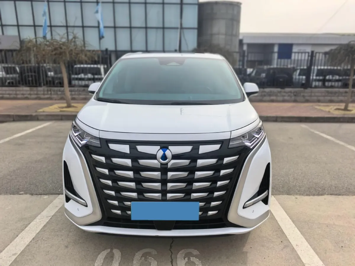 2022 Mercedes-Benz GLC Class 2.0T 197HP L4 9AT,autocango,china used car exporter,china ev exporter,chinese used car exporter,chinese used ev exporter