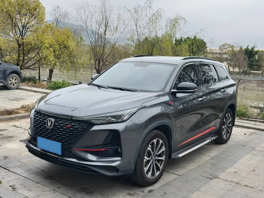 2020 ChangAn CS75 Plus 2.0T 233HP L4 8AT,autocango,china used car exporter,china ev exporter,chinese used car exporter,chinese used ev exporter