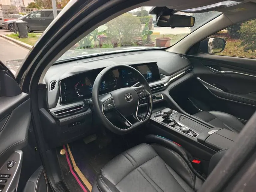 2020 ChangAn CS75 Plus 2.0T 233HP L4 8AT,autocango,china used car exporter,china ev exporter,chinese used car exporter,chinese used ev exporter