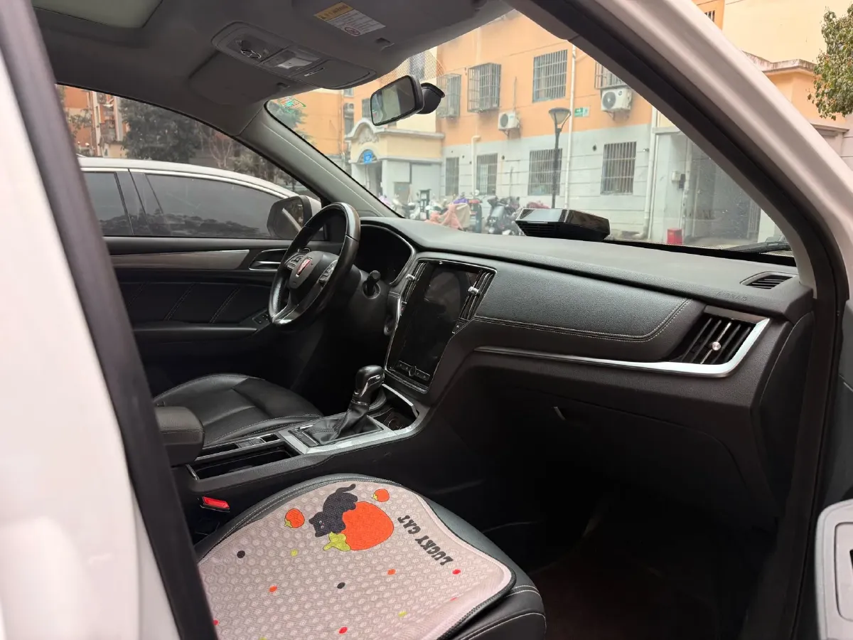 2019 Roewe RX5 MAX 2.0T 231HP L4 6DCT,autocango,china used car exporter,china ev exporter,chinese used car exporter,chinese used ev exporter