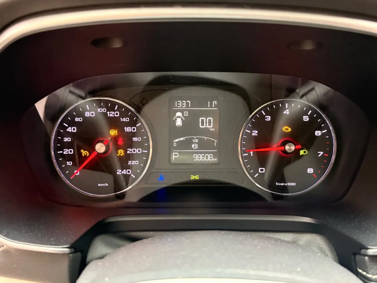 2019 Roewe RX5 MAX 2.0T 231HP L4 6DCT,autocango,china used car exporter,china ev exporter,chinese used car exporter,chinese used ev exporter