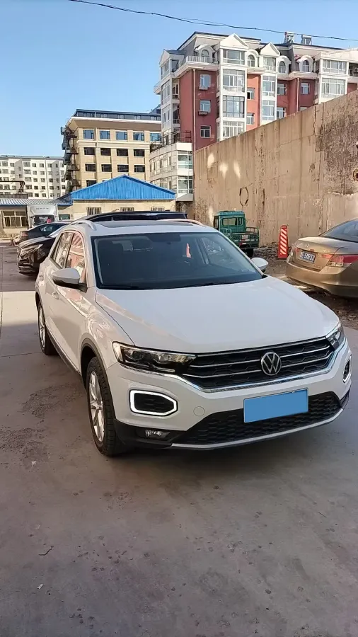 2021 Volkswagen T-Roc 1.4T 150HP L4 7DCT,autocango,china used car exporter,china ev exporter,chinese used car exporter,chinese used ev exporter