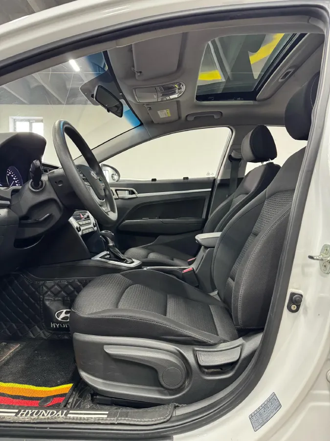 2016 Hyundai Elantra 1.6L 130HP L4 6AT,autocango,china used car exporter,china ev exporter,chinese used car exporter,chinese used ev exporter