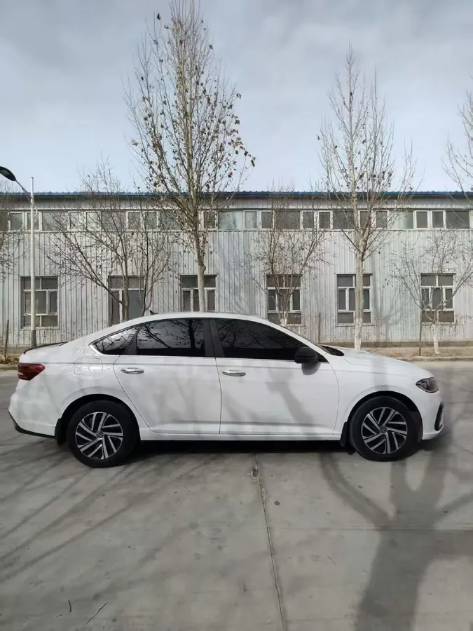 2023 Volkswagen Lavida 1.5T 160HP L4 7DCT,autocango,china used car exporter,china ev exporter,chinese used car exporter,chinese used ev exporter