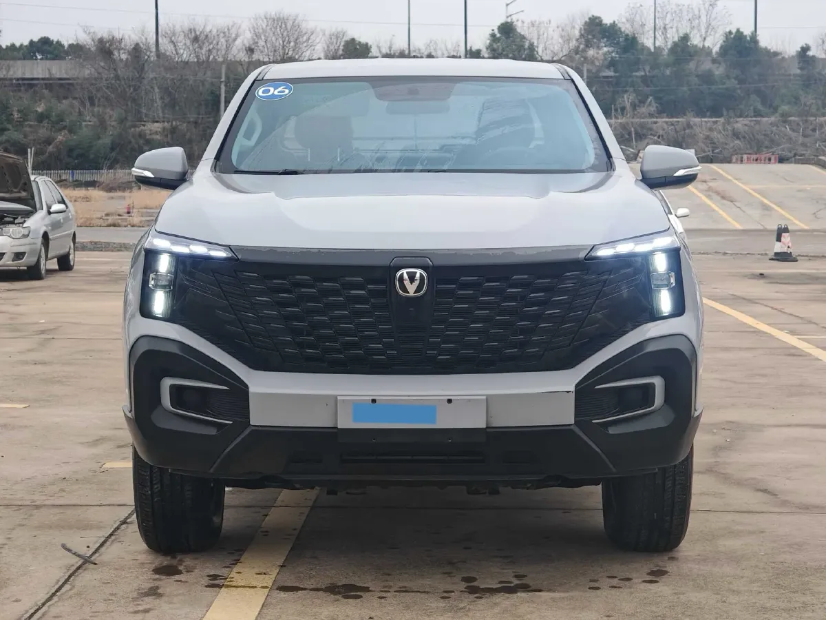 2024 ChangAn Kaicene RuiXing EM60 BEV 41.86KWH,autocango,china used car exporter,china ev exporter,chinese used car exporter,chinese used ev exporter