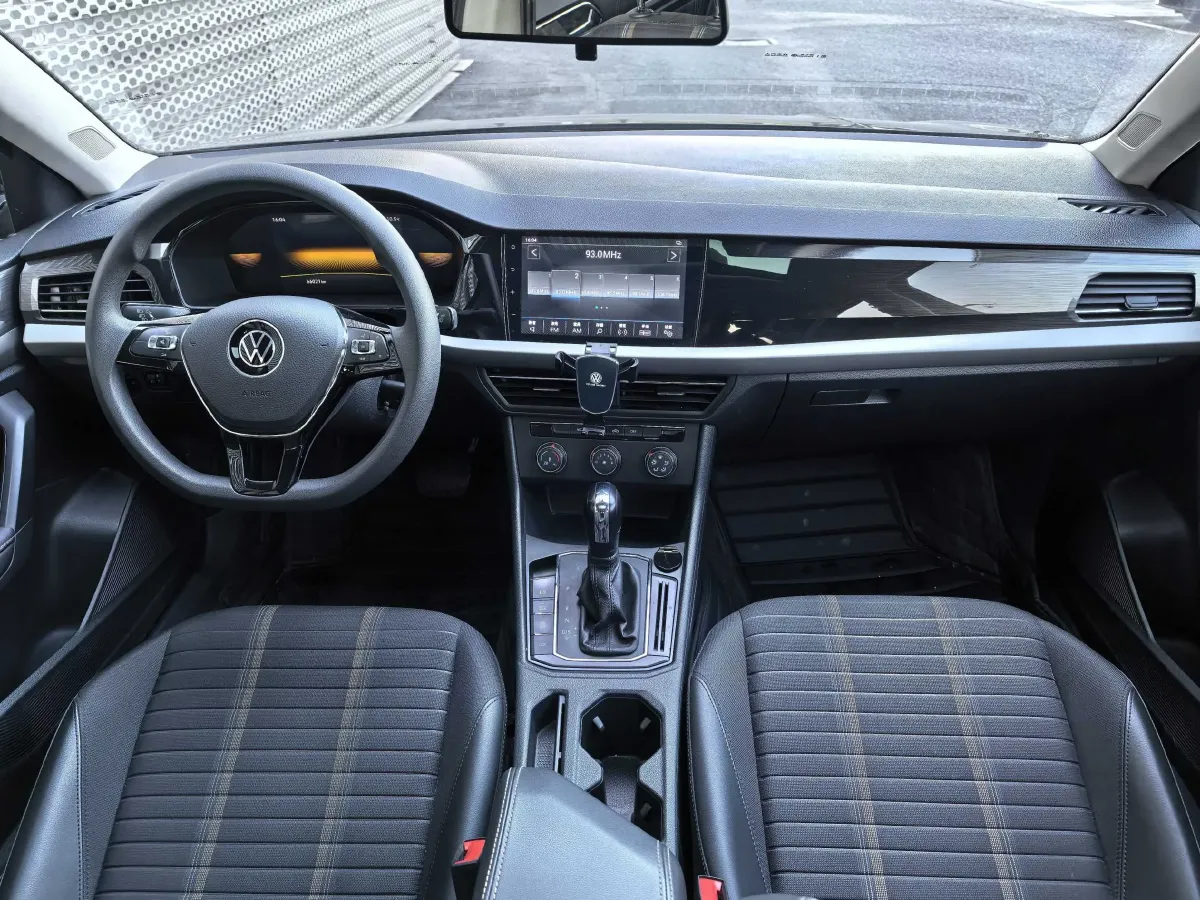 2022 Volkswagen Sagitar 1.2T 116HP L4 7DCT,autocango,china used car exporter,china ev exporter,chinese used car exporter,chinese used ev exporter