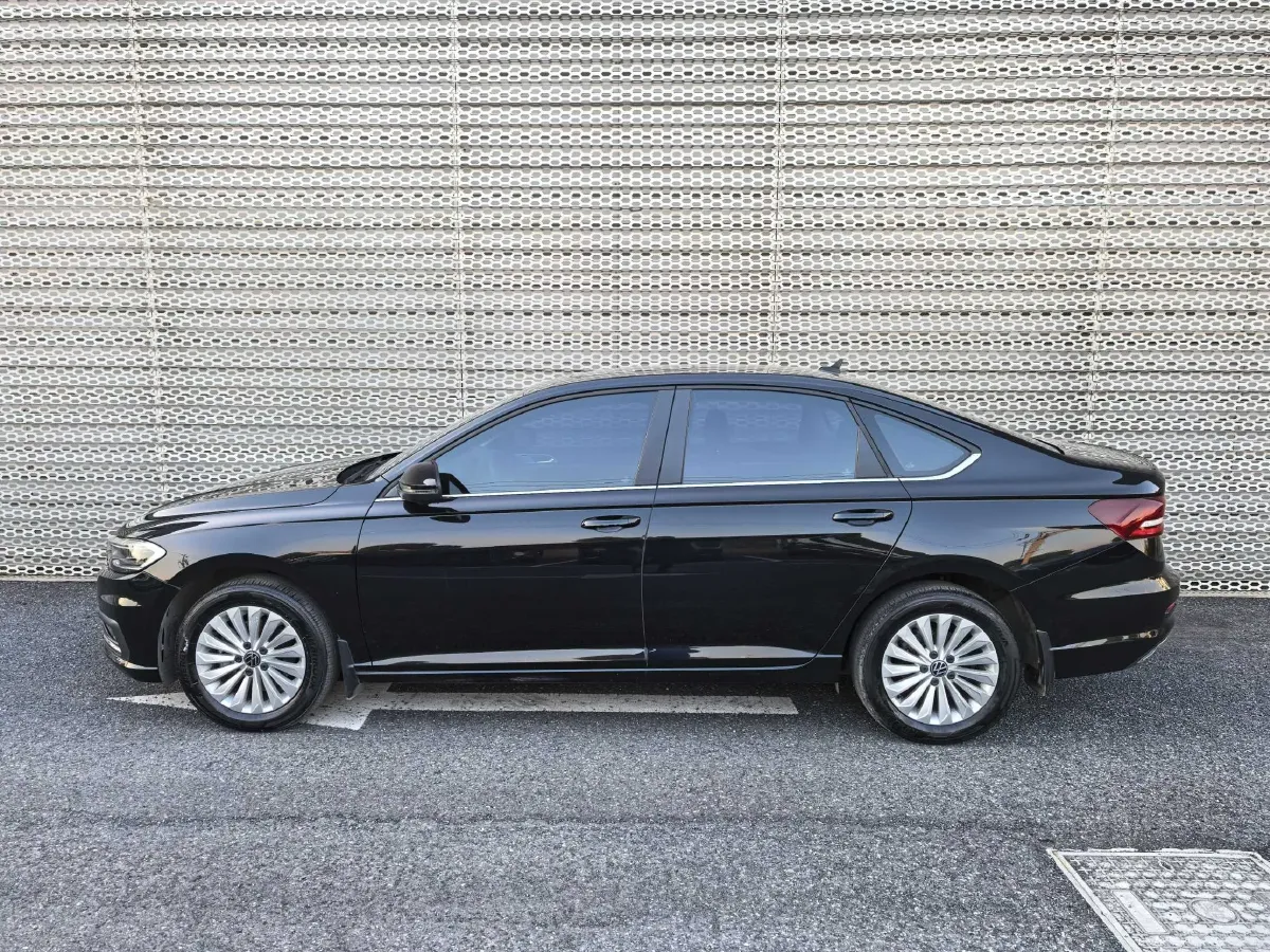 2022 Volkswagen Sagitar 1.2T 116HP L4 7DCT,autocango,china used car exporter,china ev exporter,chinese used car exporter,chinese used ev exporter