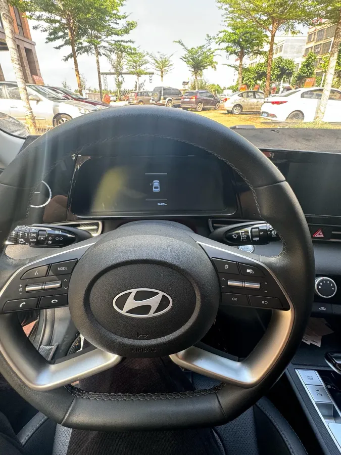 2023 Hyundai Elantra 1.5L 115HP L4 CVT,autocango,china used car exporter,china ev exporter,chinese used car exporter,chinese used ev exporter