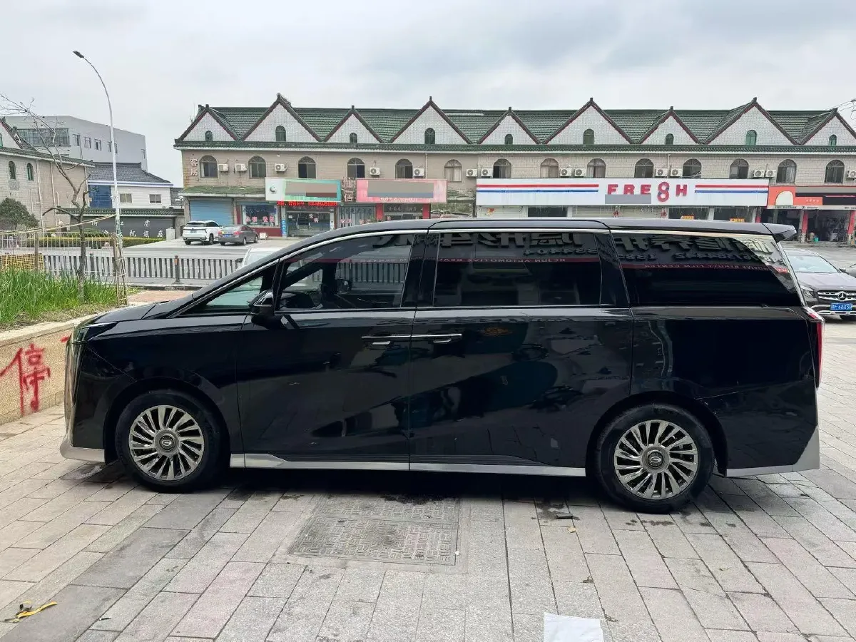 2023 GAC Trumpchi M8 2.0T 252HP L4 8AT,autocango,china used car exporter,china ev exporter,chinese used car exporter,chinese used ev exporter