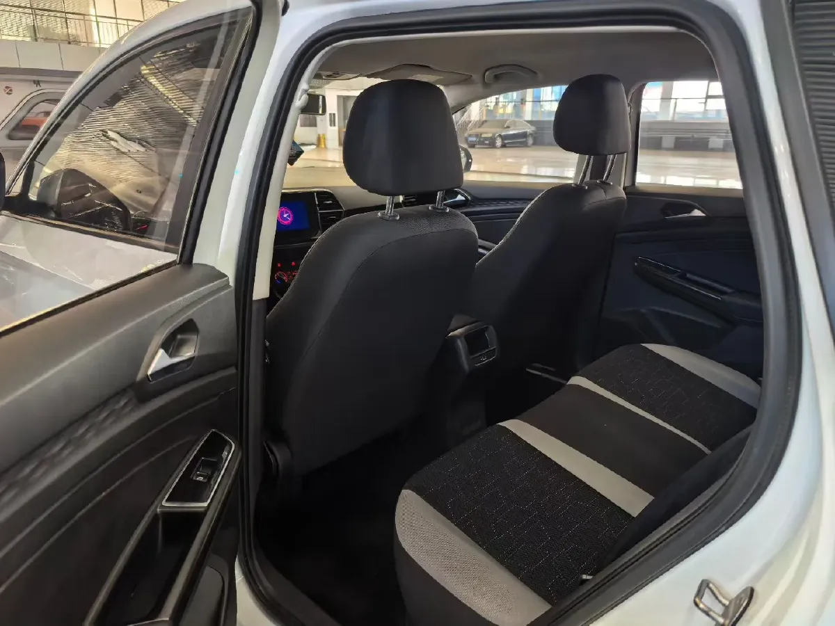 2021 Jetta VS5 1.4T 150HP L4 6AT,autocango,china used car exporter,china ev exporter,chinese used car exporter,chinese used ev exporter