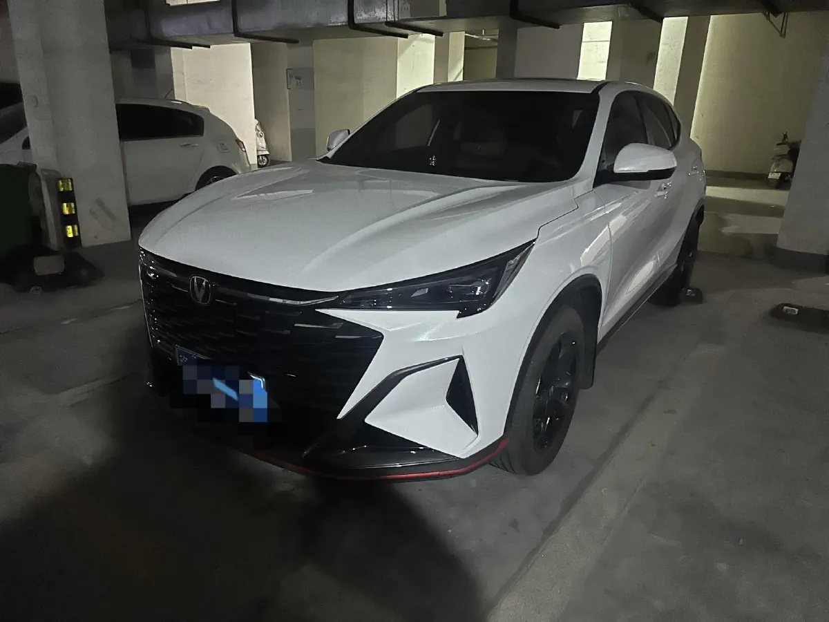 2026 ChangAn X5 PLUS 1.5T 192HP L4 7DCT,autocango,china used car exporter,china ev exporter,chinese used car exporter,chinese used ev exporter
