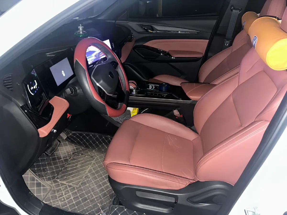 2026 ChangAn X5 PLUS 1.5T 192HP L4 7DCT,autocango,china used car exporter,china ev exporter,chinese used car exporter,chinese used ev exporter