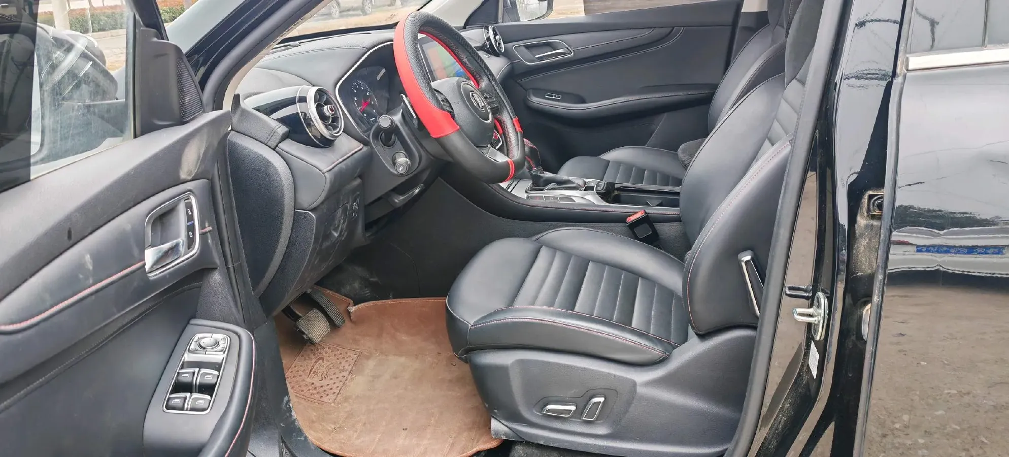 2019 MG HS 1.5T 169HP L4 7DCT,autocango,china used car exporter,china ev exporter,chinese used car exporter,chinese used ev exporter