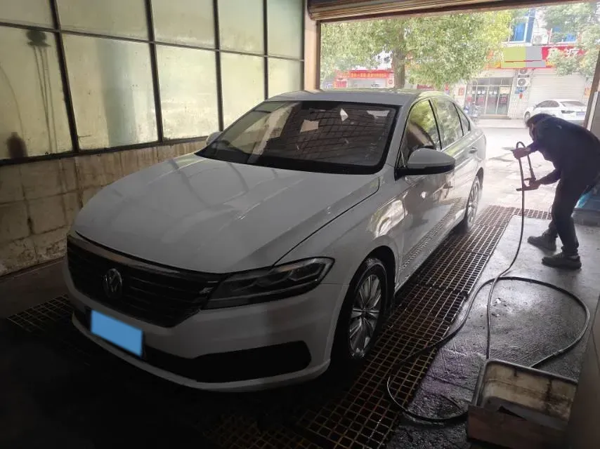 2019 Volkswagen T-Cross 1.5L 113HP L4 6AT,autocango,china used car exporter,china ev exporter,chinese used car exporter,chinese used ev exporter