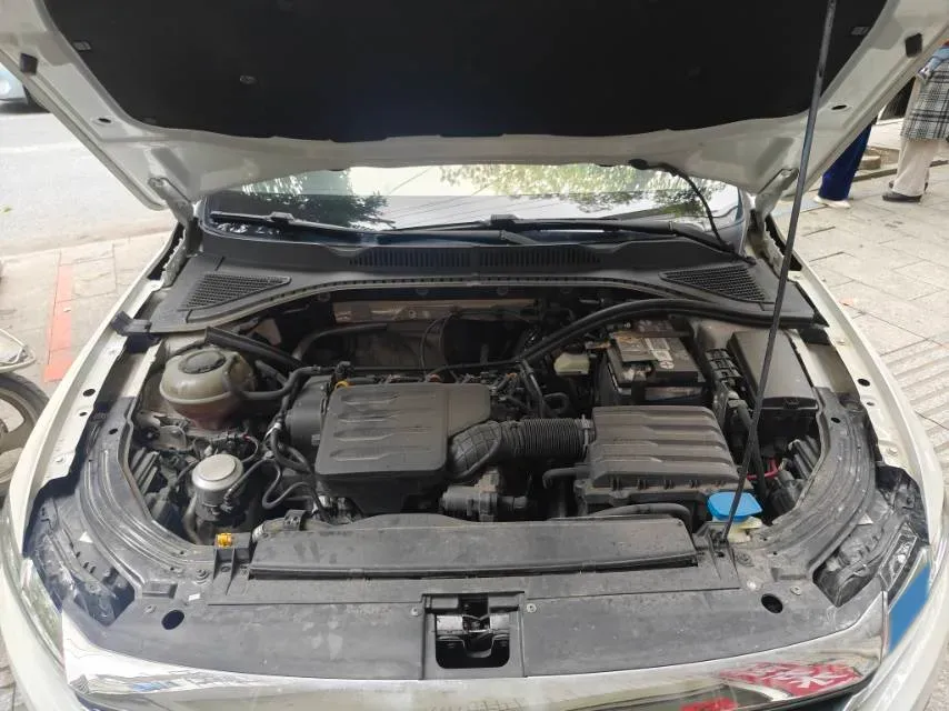 2019 Volkswagen T-Cross 1.5L 113HP L4 6AT,autocango,china used car exporter,china ev exporter,chinese used car exporter,chinese used ev exporter