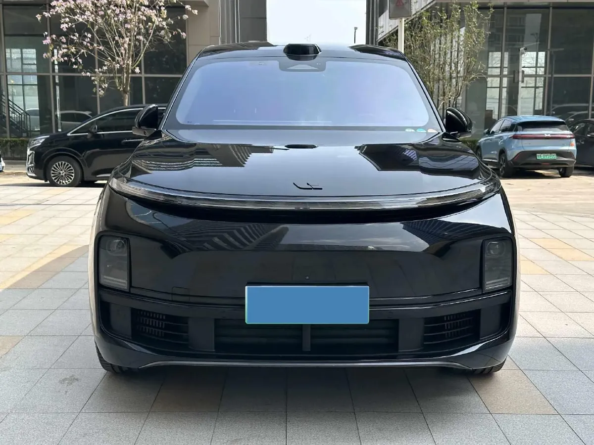 2022 Li L9 Range Extended 154HP REEV 42.6KWH,autocango,china used car exporter,china ev exporter,chinese used car exporter,chinese used ev exporter