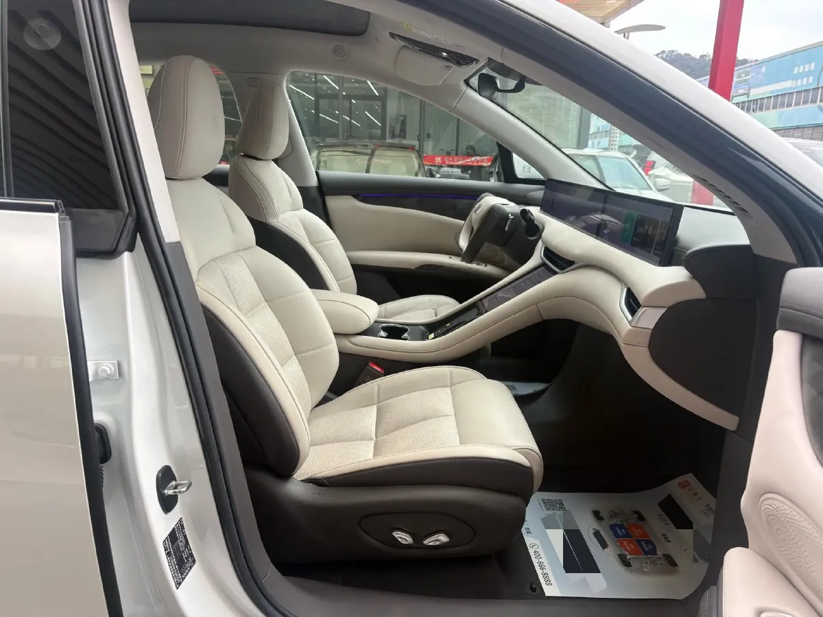 2023 IM LS6 BEV 71KWH,autocango,china used car exporter,china ev exporter,chinese used car exporter,chinese used ev exporter