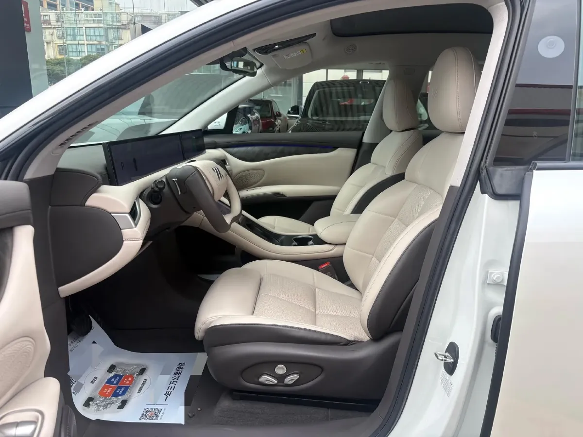 2023 IM LS6 BEV 71KWH,autocango,china used car exporter,china ev exporter,chinese used car exporter,chinese used ev exporter