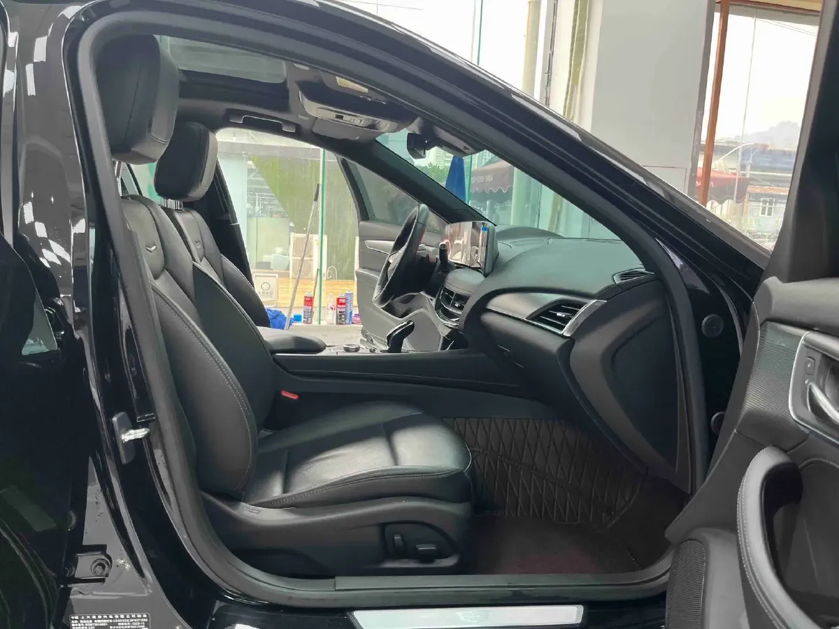 2024 Cadillac CT5 2.0T 237HP L4 10AT,autocango,china used car exporter,china ev exporter,chinese used car exporter,chinese used ev exporter