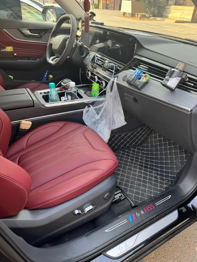 2025 HongQi HS5 2.0T 252HP L4 8AT,autocango,china used car exporter,china ev exporter,chinese used car exporter,chinese used ev exporter