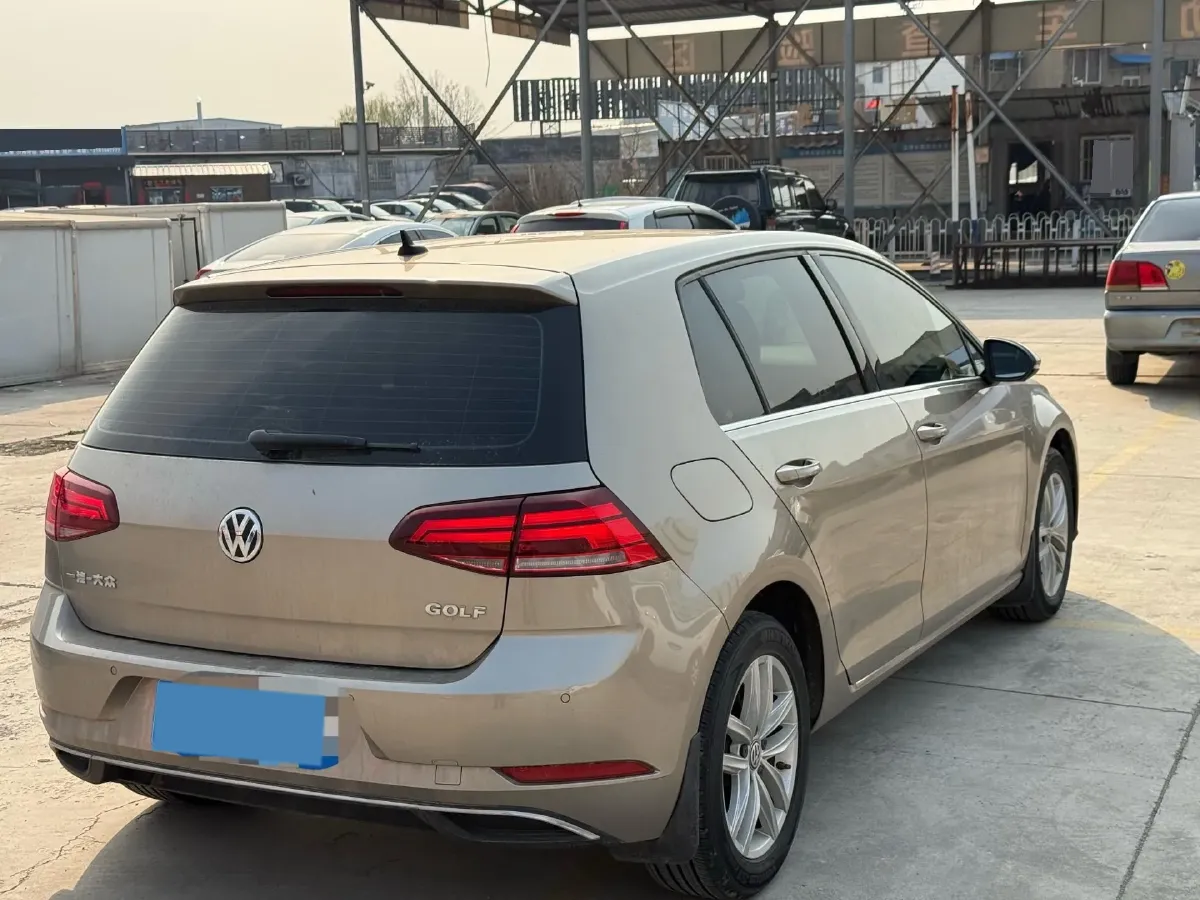 2018 Volkswagen Golf 1.6L 110HP L4 6AT,autocango,china used car exporter,china ev exporter,chinese used car exporter,chinese used ev exporter