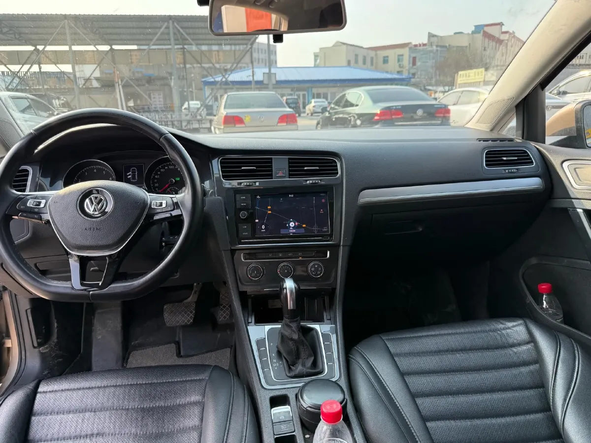 2018 Volkswagen Golf 1.6L 110HP L4 6AT,autocango,china used car exporter,china ev exporter,chinese used car exporter,chinese used ev exporter