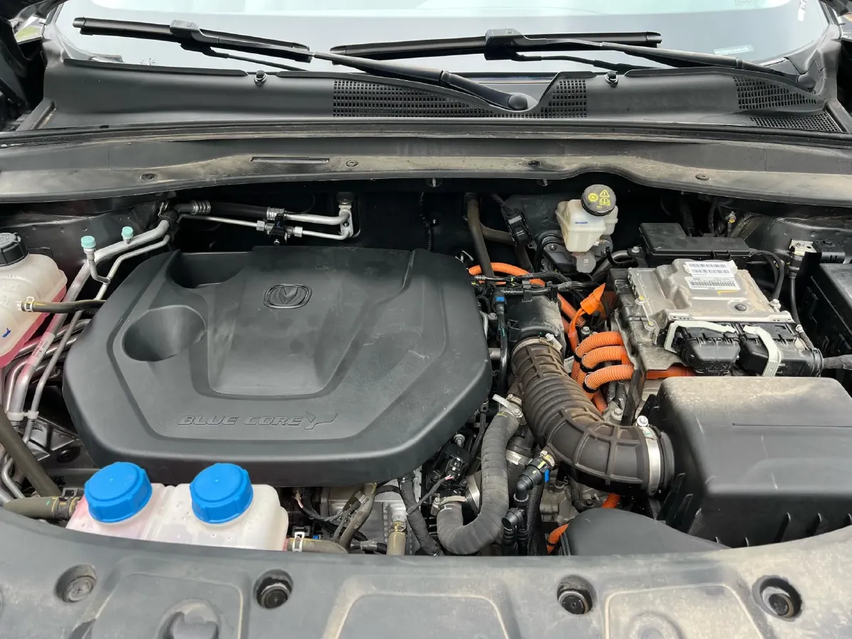 2023 ChangAn UNI-K iDD 1.5T 170HP L4 6TCT PHEV 28.39KWH,autocango,china used car exporter,china ev exporter,chinese used car exporter,chinese used ev exporter