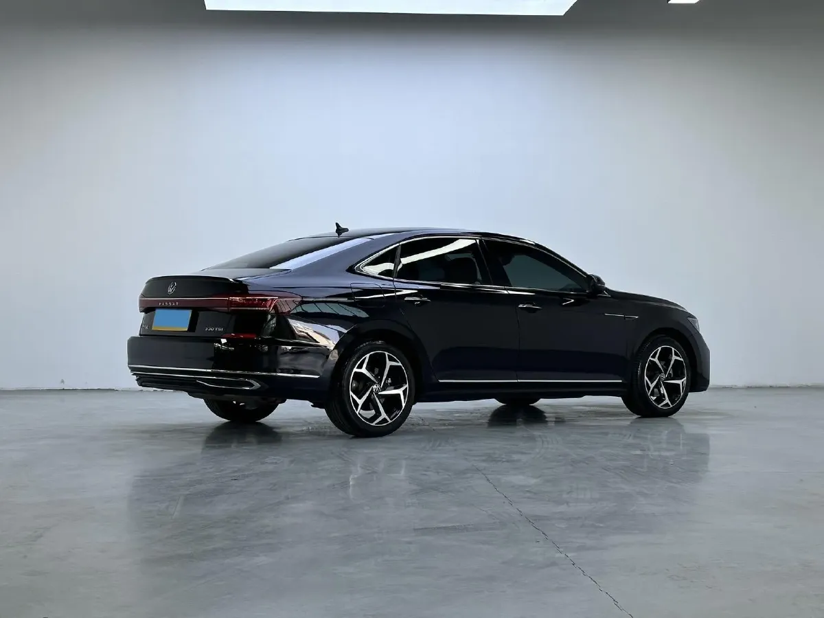 2023 Volkswagen Passat 2.0T 186HP L4 7DCT,autocango,china used car exporter,china ev exporter,chinese used car exporter,chinese used ev exporter