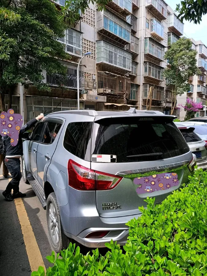 2020 Isuzu Mu-X 1.9T 166HP L4 6AT,autocango,china used car exporter,china ev exporter,chinese used car exporter,chinese used ev exporter