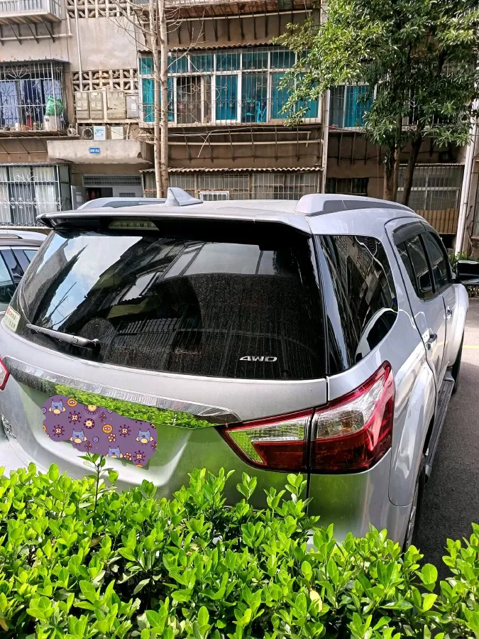 2020 Isuzu Mu-X 1.9T 166HP L4 6AT,autocango,china used car exporter,china ev exporter,chinese used car exporter,chinese used ev exporter