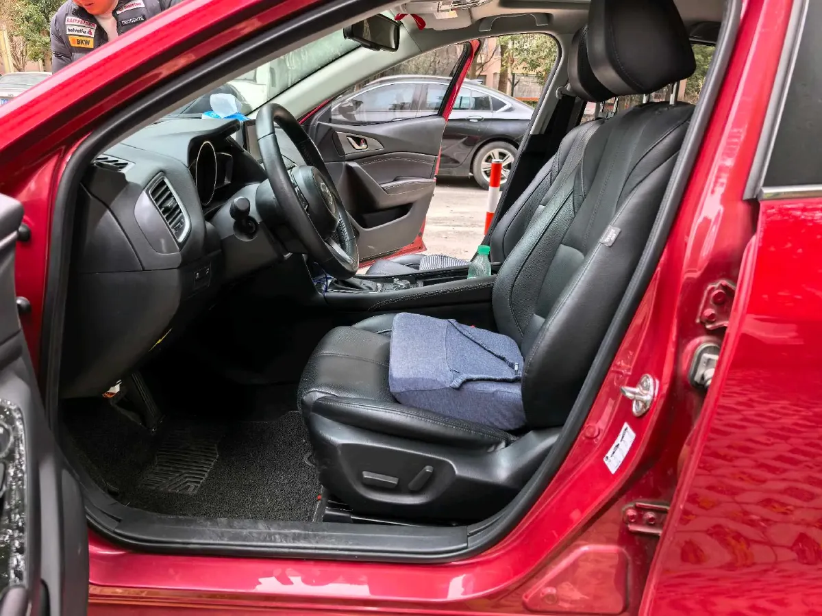 2017 Mazda 3 Axela 2.0L 158HP L4 6AT,autocango,china used car exporter,china ev exporter,chinese used car exporter,chinese used ev exporter