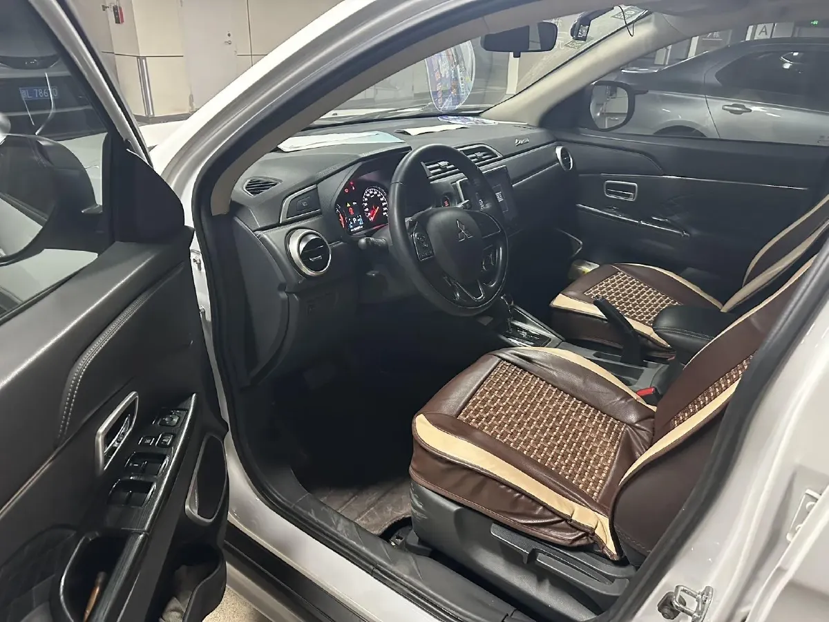 2020 Mitsubishi ASX 2.0L 166HP L4 CVT,autocango,china used car exporter,china ev exporter,chinese used car exporter,chinese used ev exporter