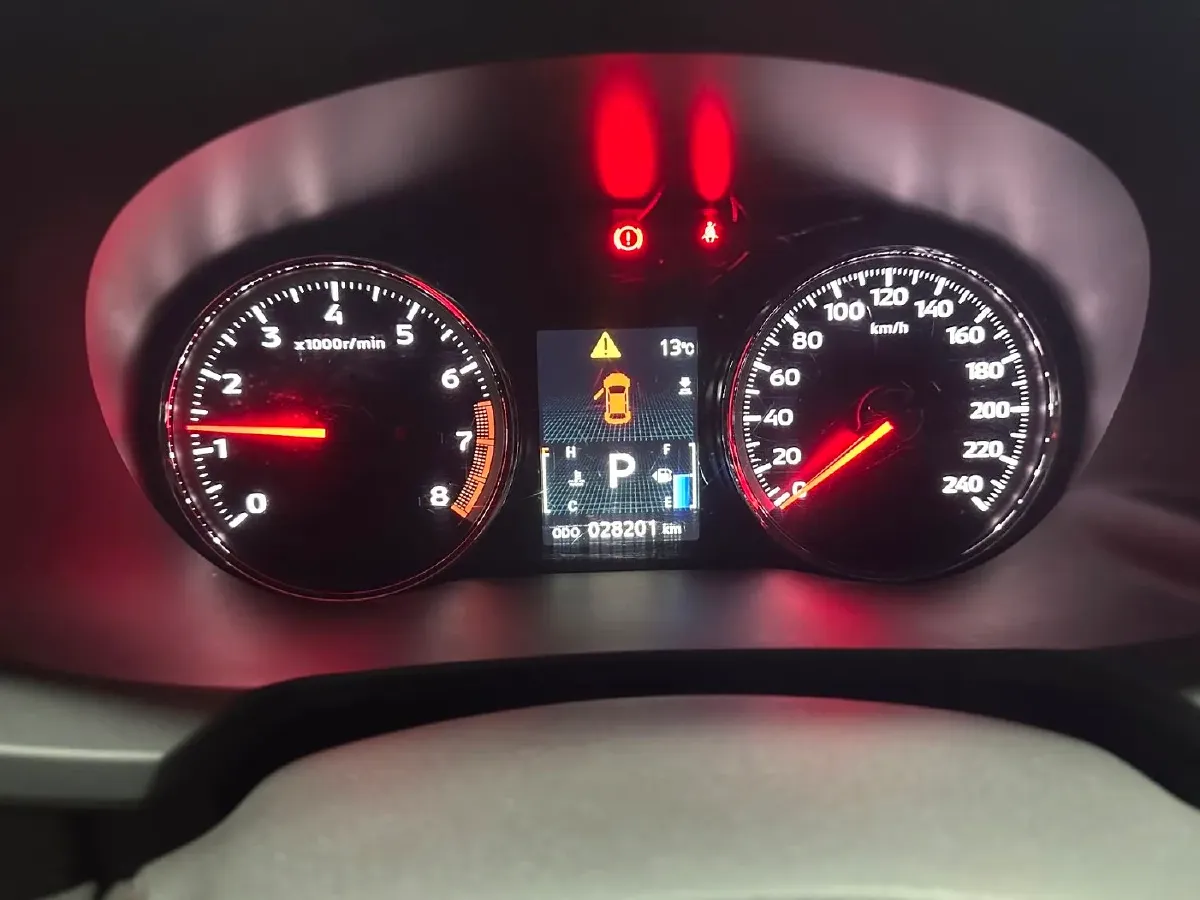 2020 Mitsubishi ASX 2.0L 166HP L4 CVT,autocango,china used car exporter,china ev exporter,chinese used car exporter,chinese used ev exporter