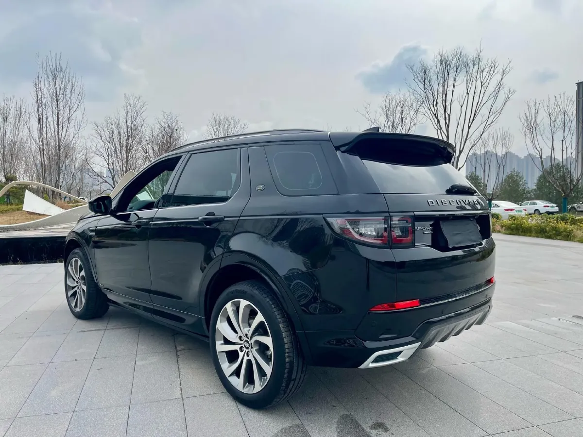 2020 Land Rover Discovery Sport 2.0T 249HP L4 9AT,autocango,china used car exporter,china ev exporter,chinese used car exporter,chinese used ev exporter