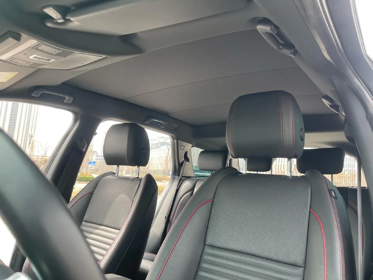 2020 Land Rover Discovery Sport 2.0T 249HP L4 9AT,autocango,china used car exporter,china ev exporter,chinese used car exporter,chinese used ev exporter