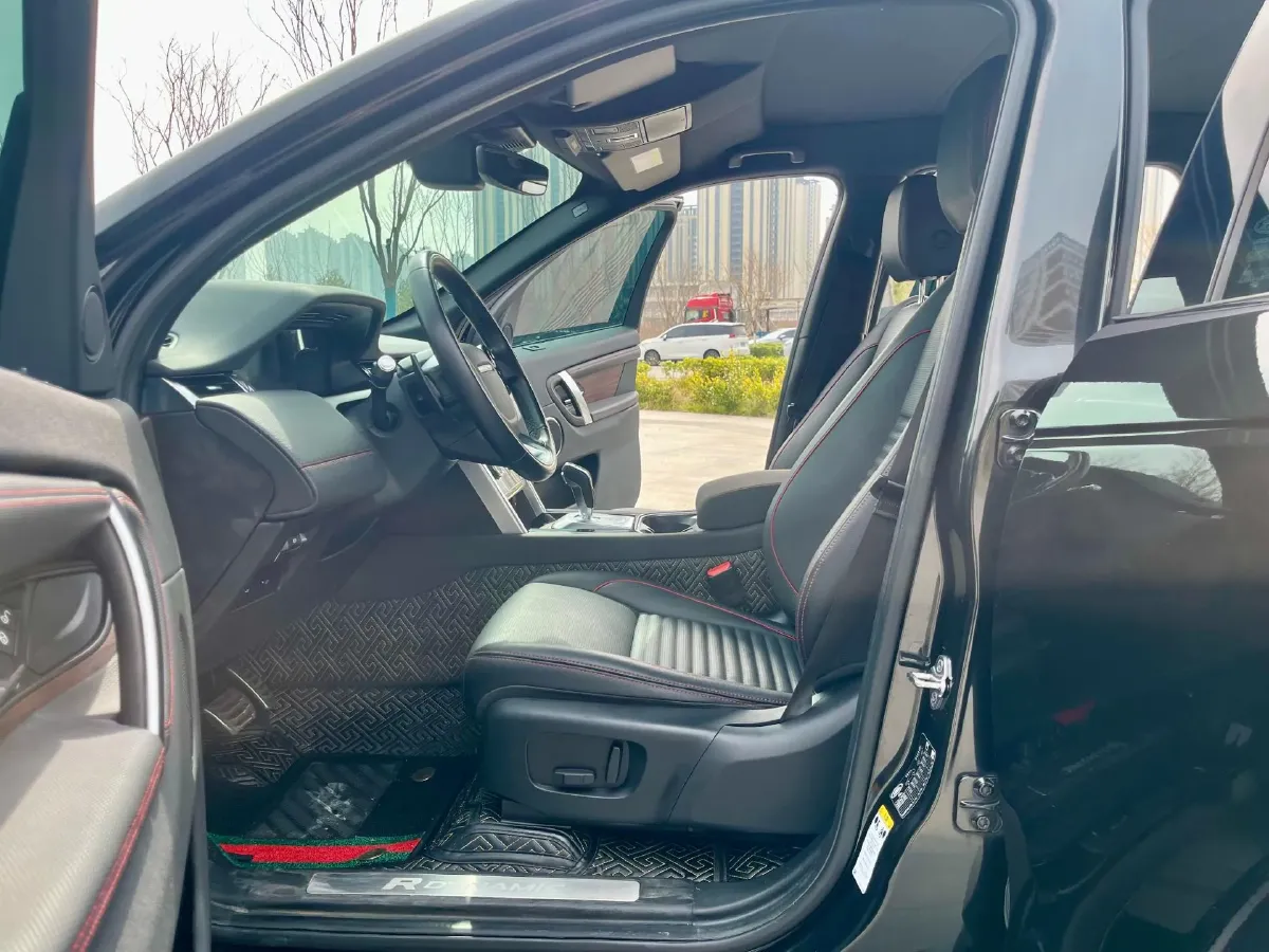 2020 Land Rover Discovery Sport 2.0T 249HP L4 9AT,autocango,china used car exporter,china ev exporter,chinese used car exporter,chinese used ev exporter