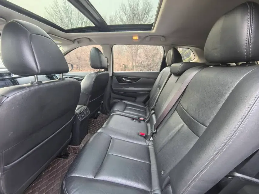 2021 Nissan X-Trail 2.0L 151HP L4 CVT,autocango,china used car exporter,china ev exporter,chinese used car exporter,chinese used ev exporter