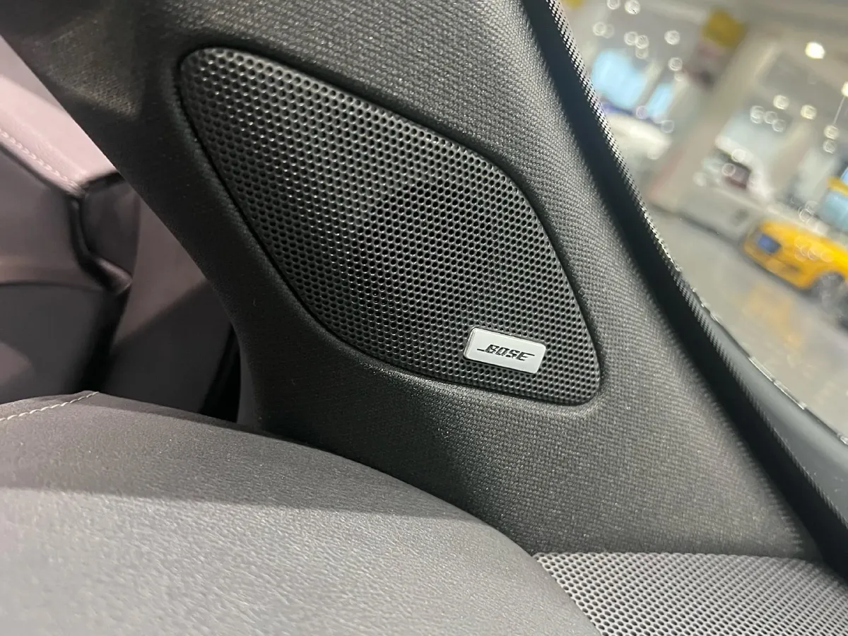 2022 Cadillac XT4 2.0T 237HP L4 9AT,autocango,china used car exporter,china ev exporter,chinese used car exporter,chinese used ev exporter