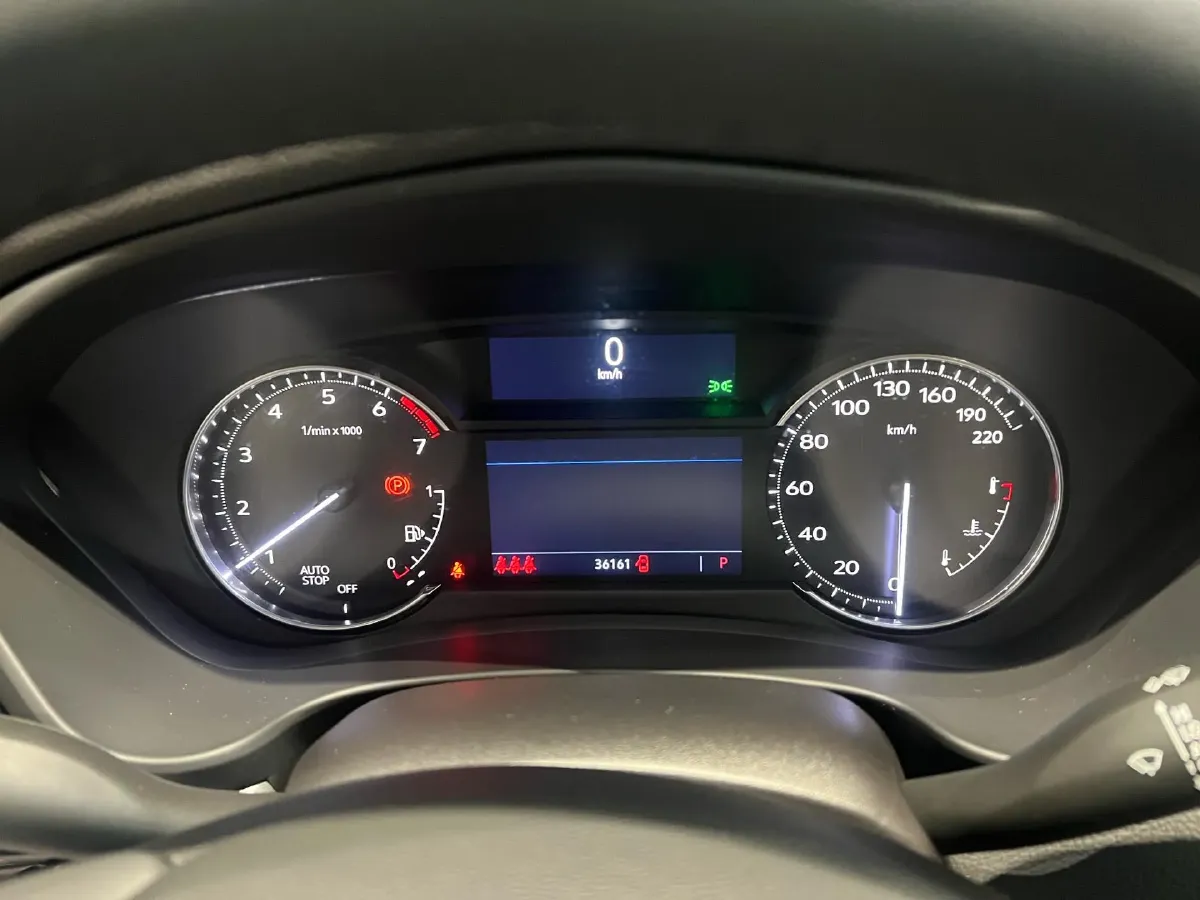 2022 Cadillac XT4 2.0T 237HP L4 9AT,autocango,china used car exporter,china ev exporter,chinese used car exporter,chinese used ev exporter