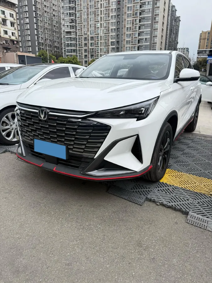 2026 ChangAn X5 PLUS 1.5T 192HP L4 7DCT,autocango,china used car exporter,china ev exporter,chinese used car exporter,chinese used ev exporter