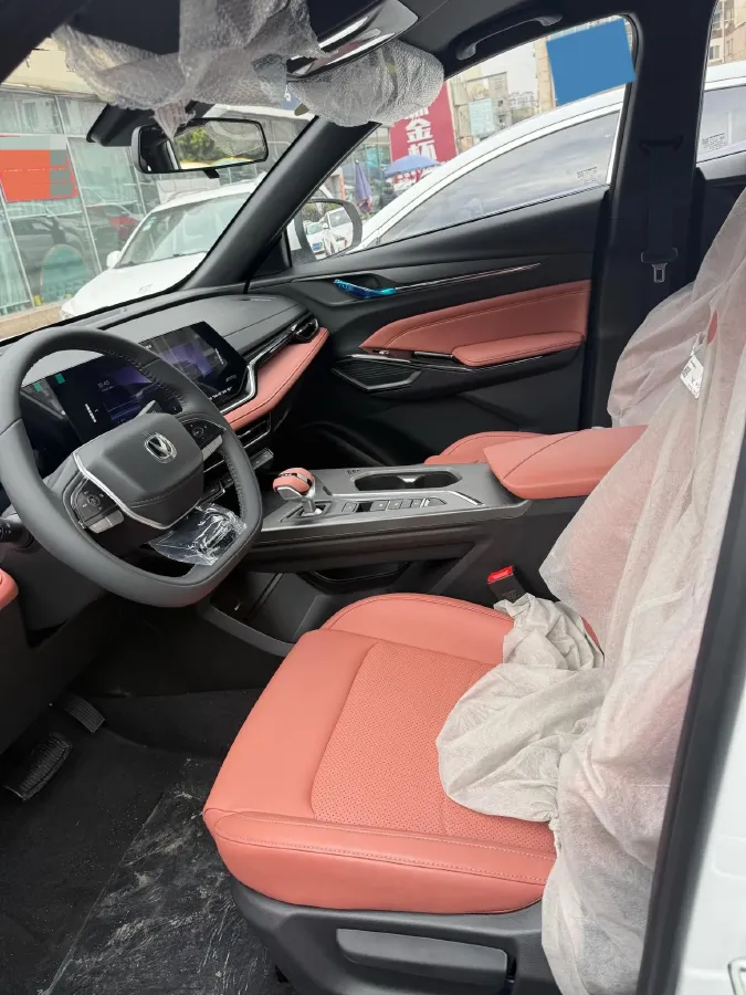2026 ChangAn X5 PLUS 1.5T 192HP L4 7DCT,autocango,china used car exporter,china ev exporter,chinese used car exporter,chinese used ev exporter