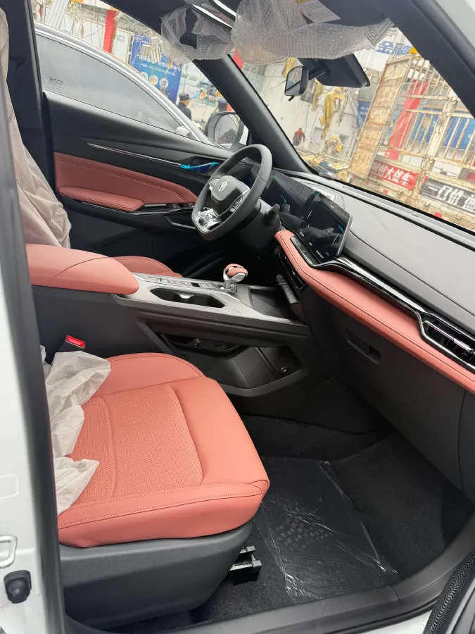 2026 ChangAn X5 PLUS 1.5T 192HP L4 7DCT,autocango,china used car exporter,china ev exporter,chinese used car exporter,chinese used ev exporter
