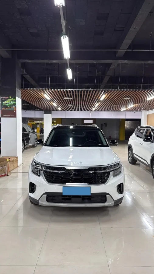 2023 Kia Seltos 1.5L 115HP L4 CVT,autocango,china used car exporter,china ev exporter,chinese used car exporter,chinese used ev exporter