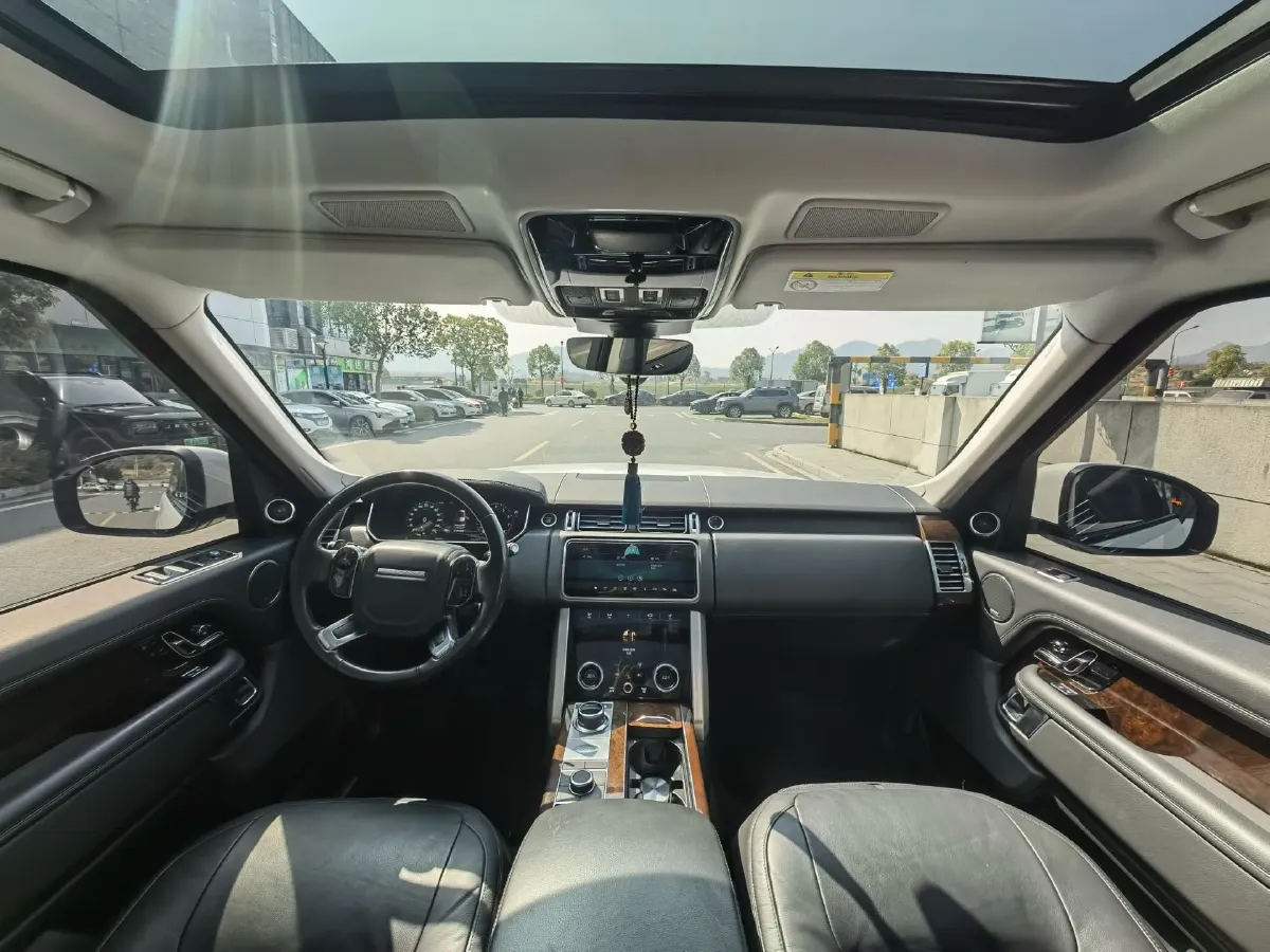 2022 Land Rover Range Rover 3.0T 360HP L6 8AT,autocango,china used car exporter,china ev exporter,chinese used car exporter,chinese used ev exporter