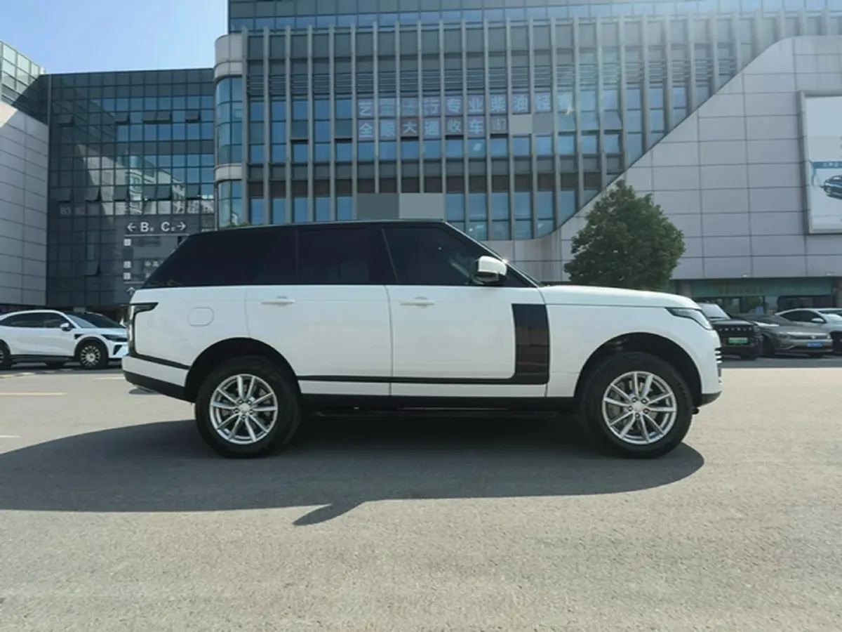 2022 Land Rover Range Rover 3.0T 360HP L6 8AT,autocango,china used car exporter,china ev exporter,chinese used car exporter,chinese used ev exporter