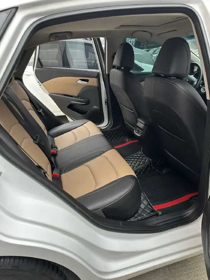 2020 Chevrolet Monza 1.5L 113HP L4 6AT,autocango,china used car exporter,china ev exporter,chinese used car exporter,chinese used ev exporter